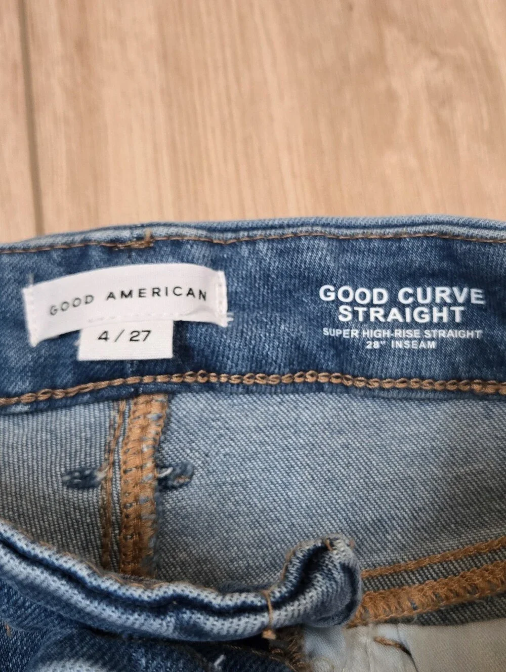 Good American Good Curve Straight Leg Jeans Indigo268 Blue Stretch NWT 4/27